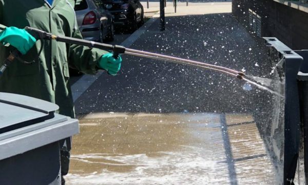 Désinfection de gaines et containers poubelles - Prodhyg 38 - Grenoble